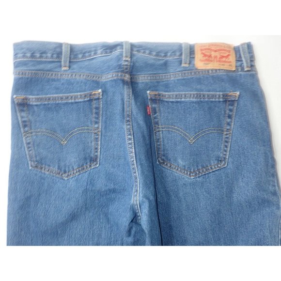 Levis 550 Mens Size 40x30 Relaxed Fit Straight Leg Medium Wash Blue Jeans Denim - Picture 3 of 4